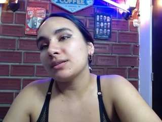maylin-horny19