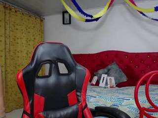 maylin-horny19