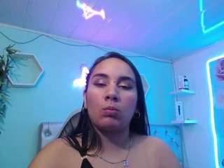 maylin-horny19
