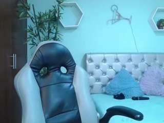 maylin-horny19