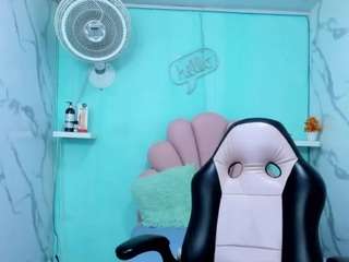 maylin-horny19