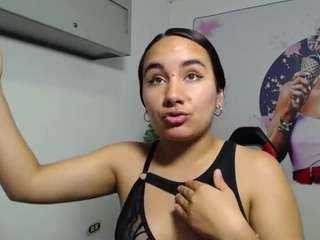 maylin-horny19