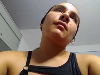 maylin-horny19