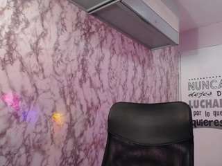 maylin-horny19