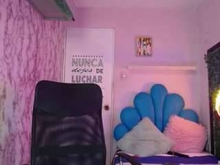 maylin-horny19 live cam preview