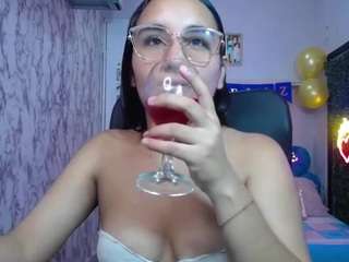 maylin-horny19