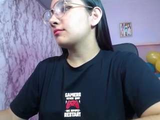 maylin-horny19
