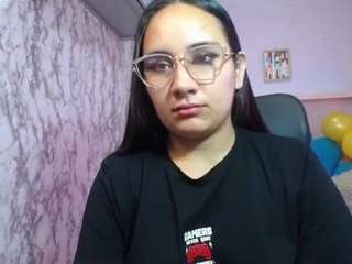maylin-horny19
