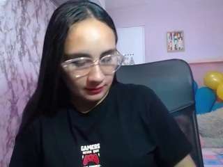 maylin-horny19