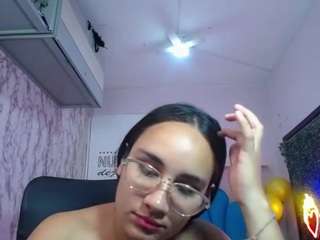 maylin-horny19
