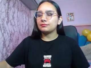 maylin-horny19