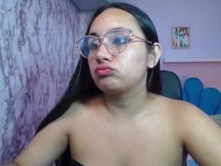 maylin-horny19