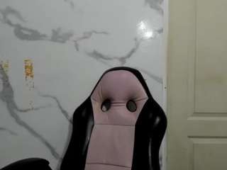 maylin-horny19 webcam model