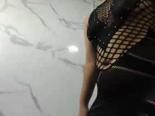 maylin-horny19
