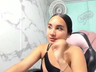 maylin-horny19