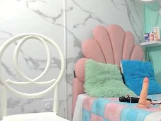 maylin-horny19