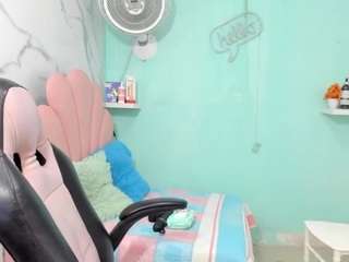 maylin-horny19