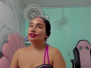 maylin-horny19