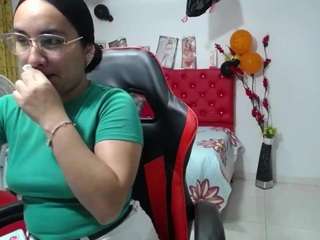 maylin-horny19
