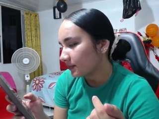 maylin-horny19