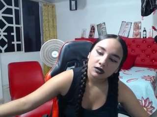 maylin-horny19