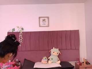 nathalyasummer webcam model