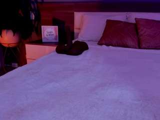 ashly-hills Sex Cam Show