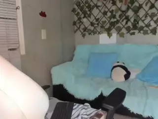 ETTHAN-HAW's Live Sex Cam Show