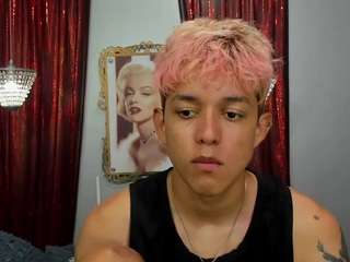 jisus-cat Live Webcam on CamSoda