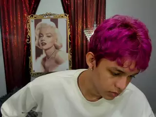 jisus-cat's Live Sex Cam Show