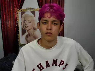 jisus-cat's Live Sex Cam Show