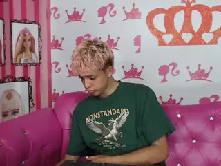 jisus-cat's Live Sex Cam Show