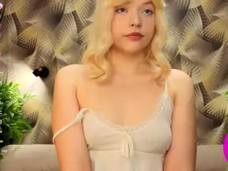 Liya's Live Sex Cam Show