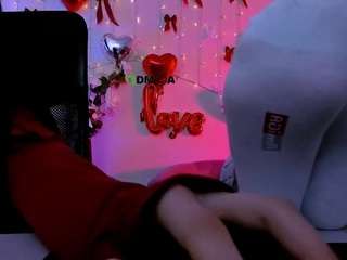 doll-vey's CamSoda show and profile