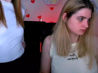 doll-vey's Live Sex Cam Show