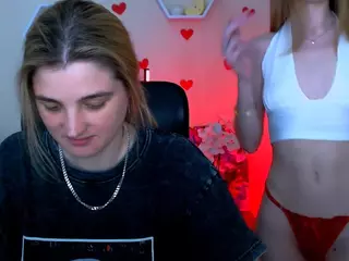 doll-vey's Live Sex Cam Show