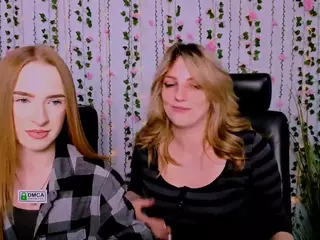 doll-vey's Live Sex Cam Show