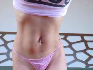 dulce-177's CamSoda show and profile