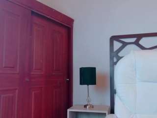 dulce-177's CamSoda show and profile