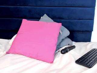 eva-miller7 Live Webcam on CamSoda