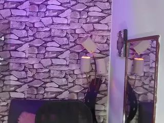 Lana Pearce's Live Sex Cam Show