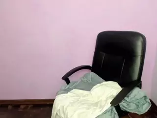 MirandaBlackSmile's Live Sex Cam Show