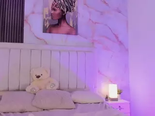 sarascoot's Live Sex Cam Show