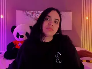 sarascoot's Live Sex Cam Show