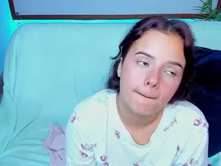Sweetsin21's Live Sex Cam Show