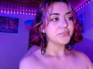Hd, Young Adult, Tattoos, Stri Camiqa – Free Live Video Chat with Strangers Online