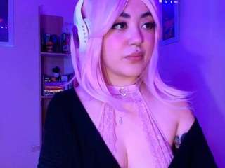 violet-smilee Live Webcam on CamSoda