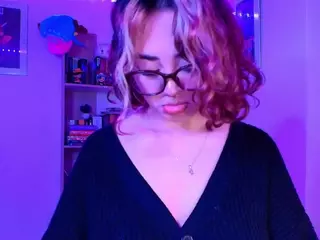 violet-smilee's Live Sex Cam Show