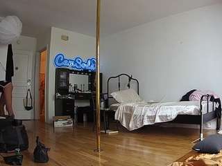 voyeurcam-CelticIRON-01