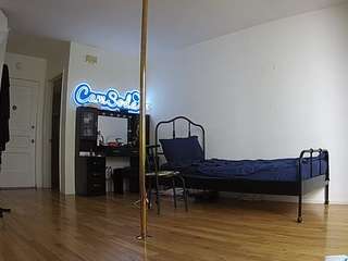 Live Sex Chat with voyeurcam-CelticIRON-01 (@voyeurcam-celticiron-01)